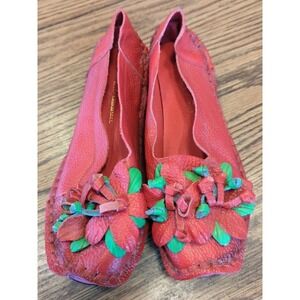 Tin Rui Shoes Womens 9 (260) Slip On Loafers Red & Green Flowers Leather Shoes